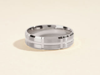 Grooved Block Detailed Men's Wedding Band